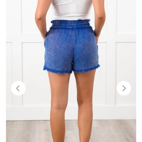 Zenana Mineral Washed Frayed Bottom Tencel Shorts! NWT! Size L - Picture 5 of 6